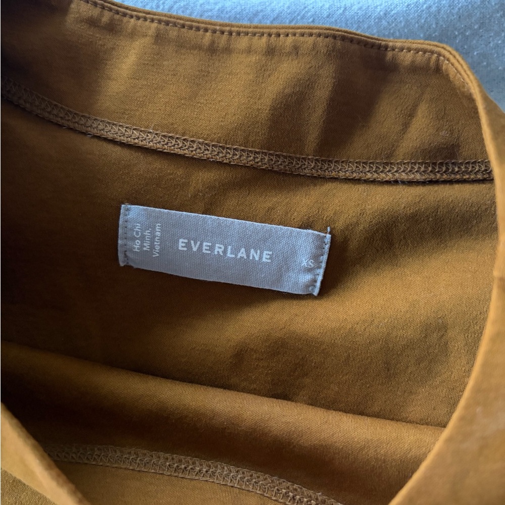 Everlane xs luxe cotton crop tee mustard excellent condition - Picture 3 of 4